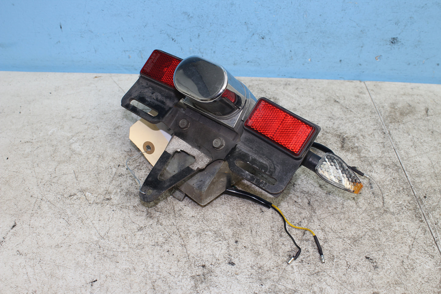 98-03 Honda Shadow VT 750 Deluxe ACE OEM Rear Turn Signal Plate Mount
