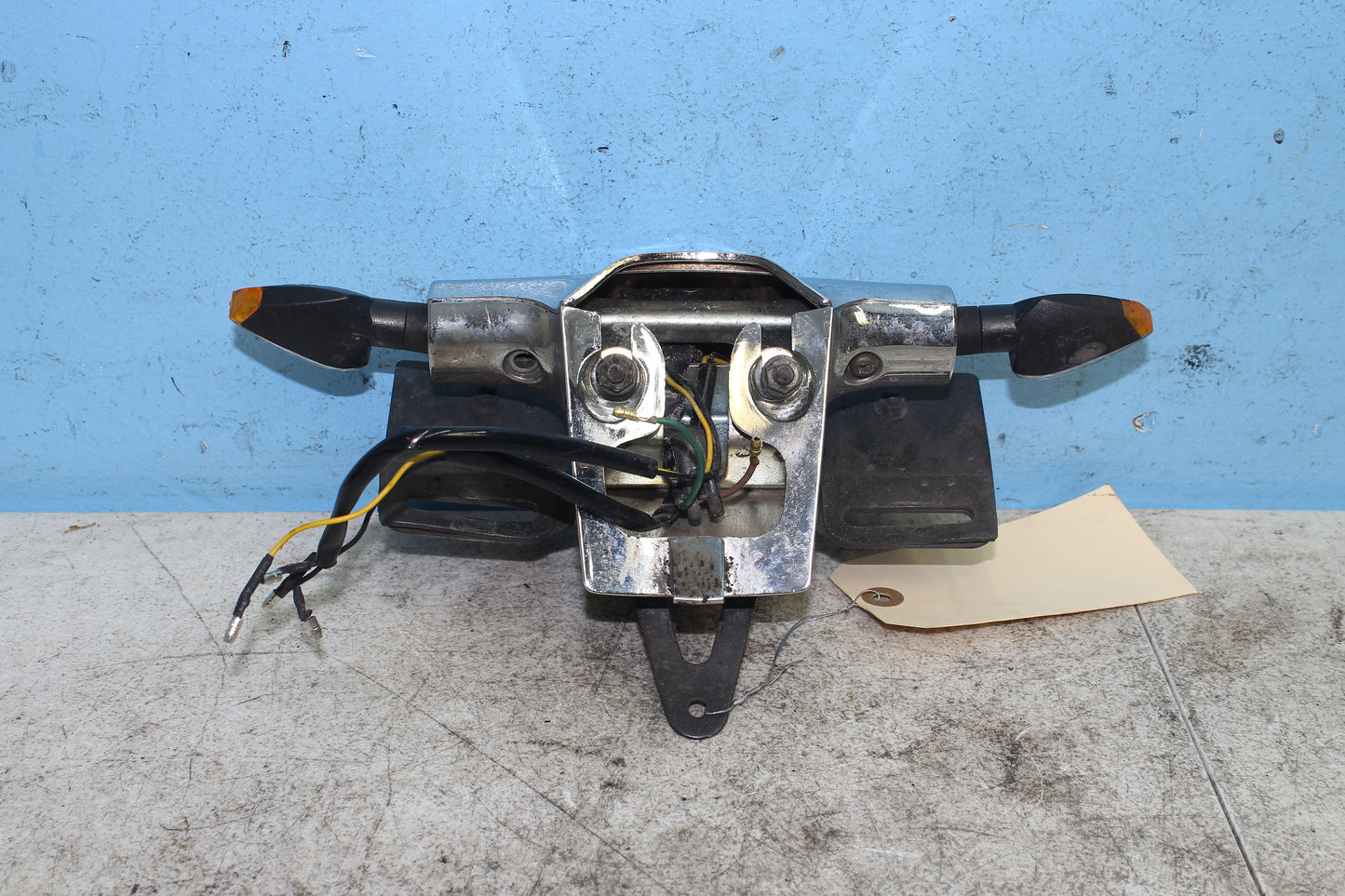 98-03 Honda Shadow VT 750 Deluxe ACE OEM Rear Turn Signal Plate Mount