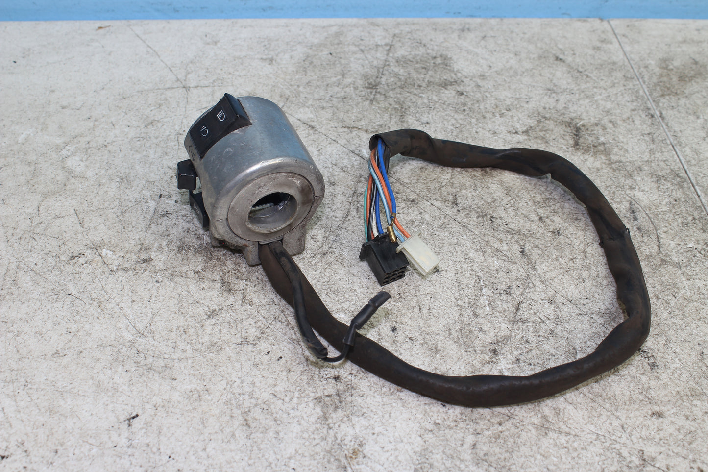 98-03 Honda Shadow VT 750 Deluxe ACE Left Control Blinker Horn Headlight Switch