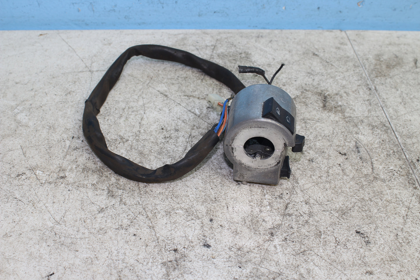 98-03 Honda Shadow VT 750 Deluxe ACE Left Control Blinker Horn Headlight Switch