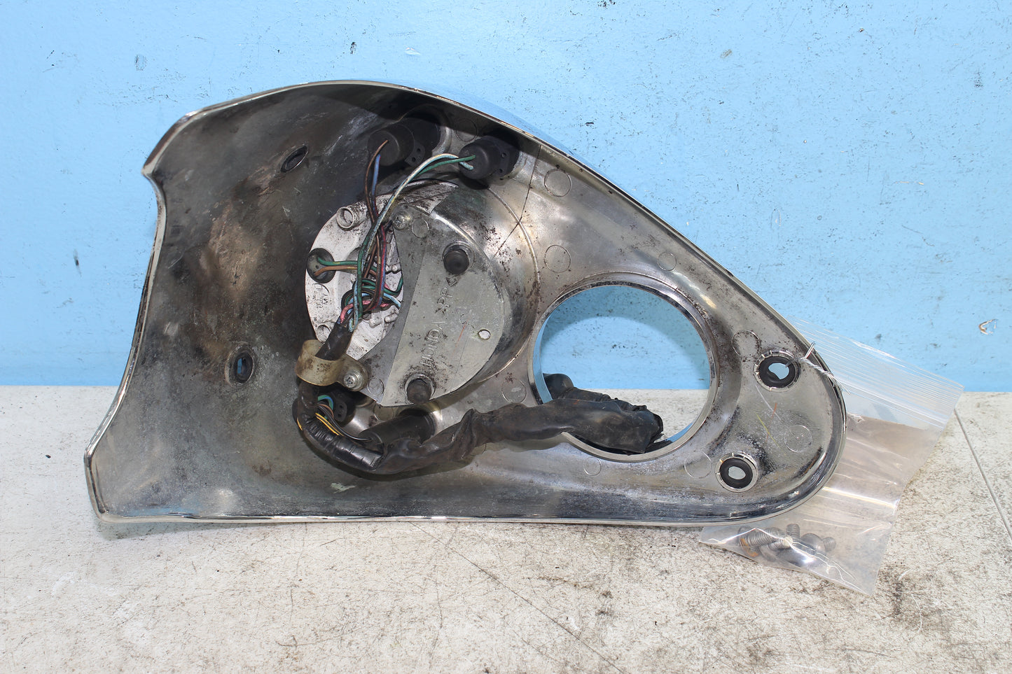 98-03 Honda Shadow VT 750 Deluxe ACE Speedometer Gauge w/ Bezel Trim 44k Miles