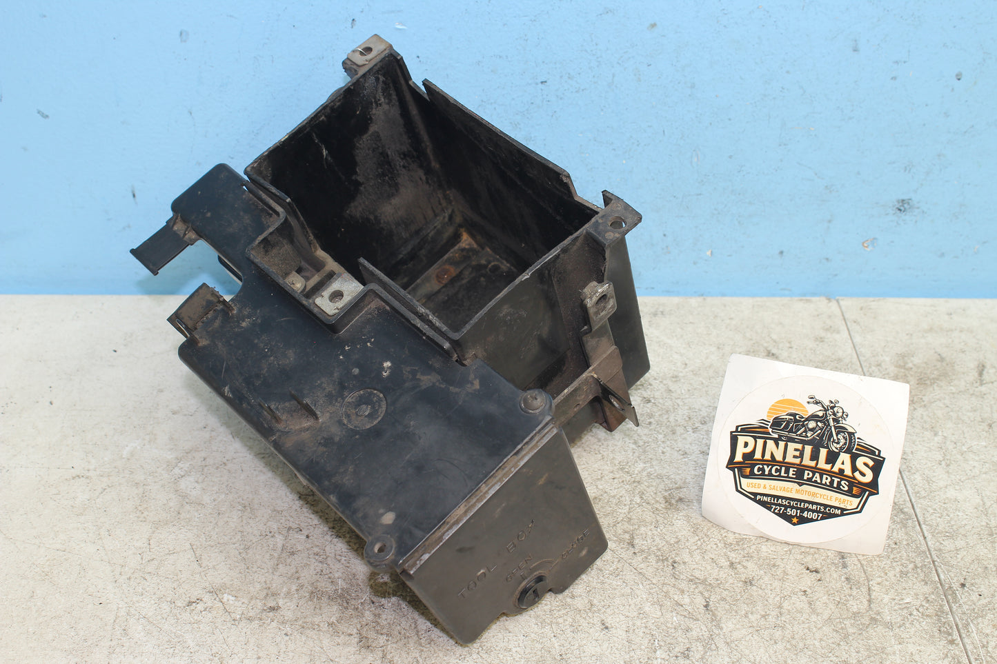 98-03 Honda Shadow VT 750 Deluxe ACE OEM Battery Box Tool Box Storage