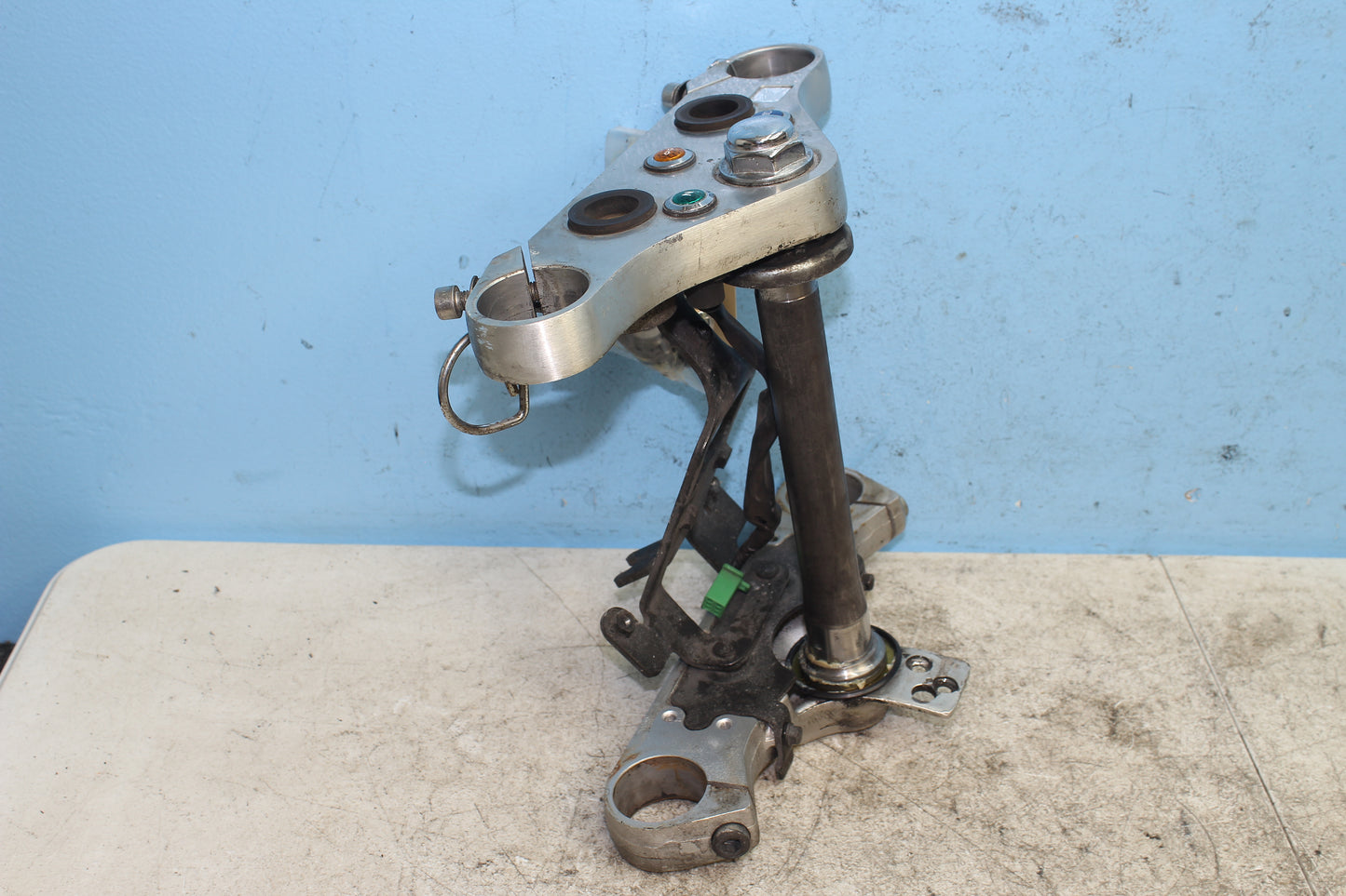 98-03 Honda Shadow VT 750 Deluxe ACE OEM Triple Tree Steering Stem