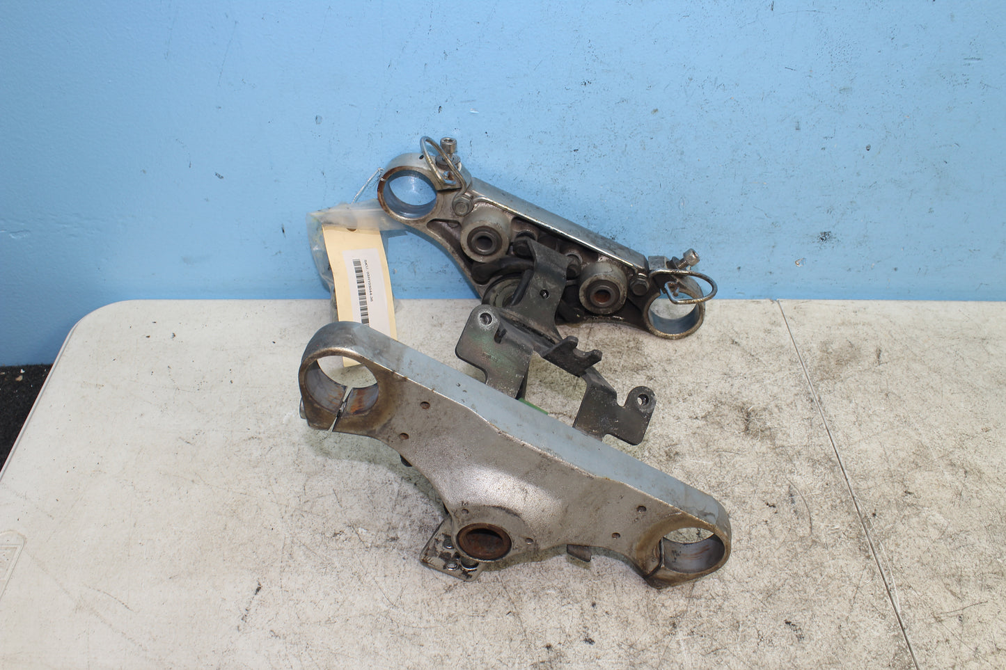 98-03 Honda Shadow VT 750 Deluxe ACE OEM Triple Tree Steering Stem
