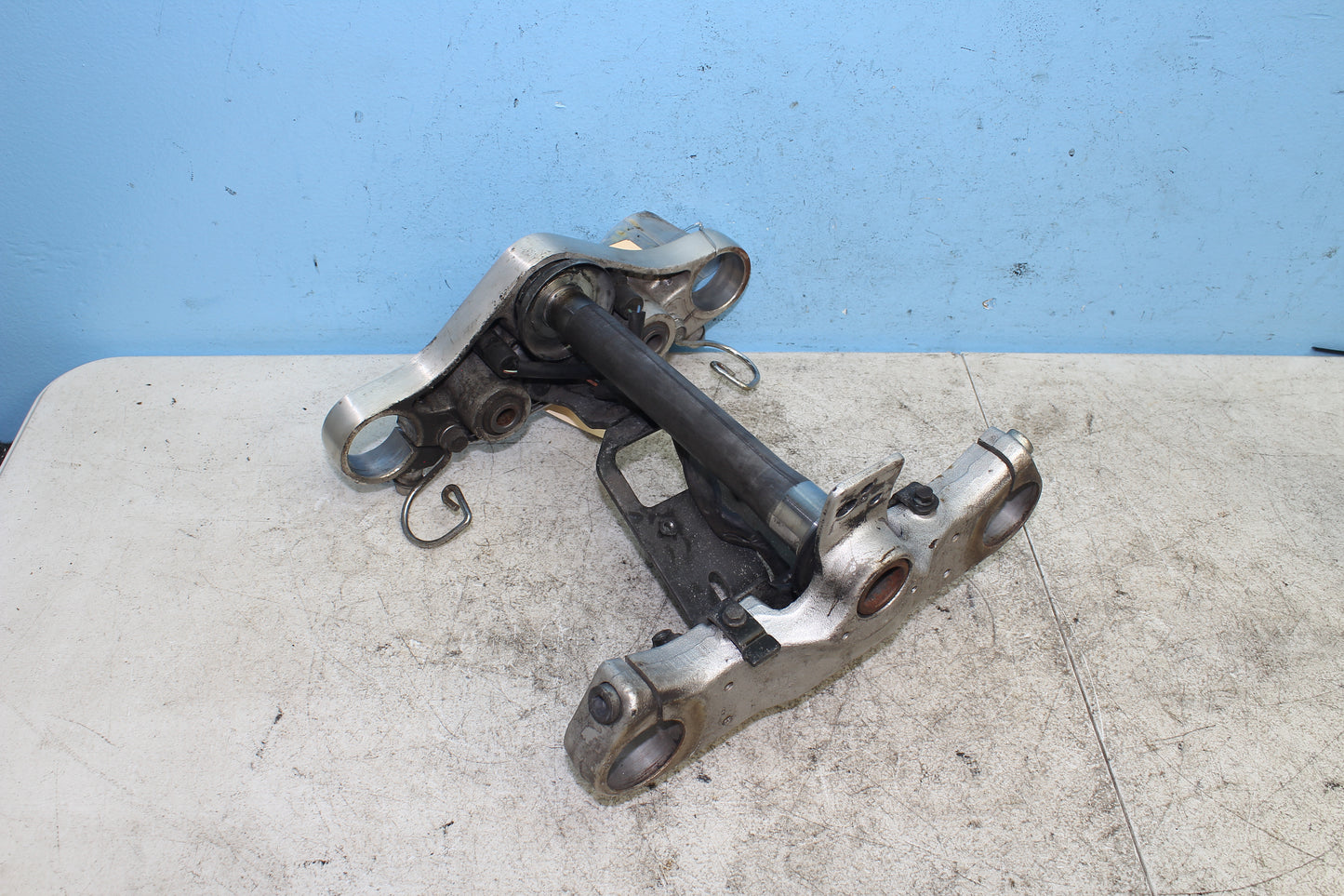 98-03 Honda Shadow VT 750 Deluxe ACE OEM Triple Tree Steering Stem