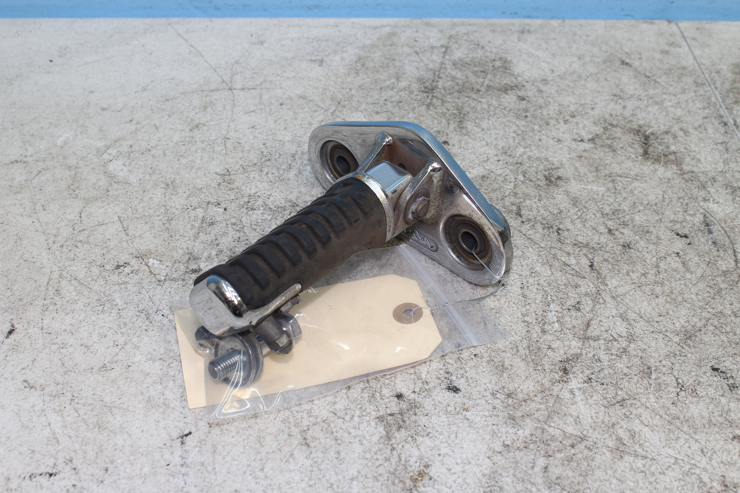 98-03 Honda Shadow VT 750 Deluxe ACE OEM Left Driver Foot Peg