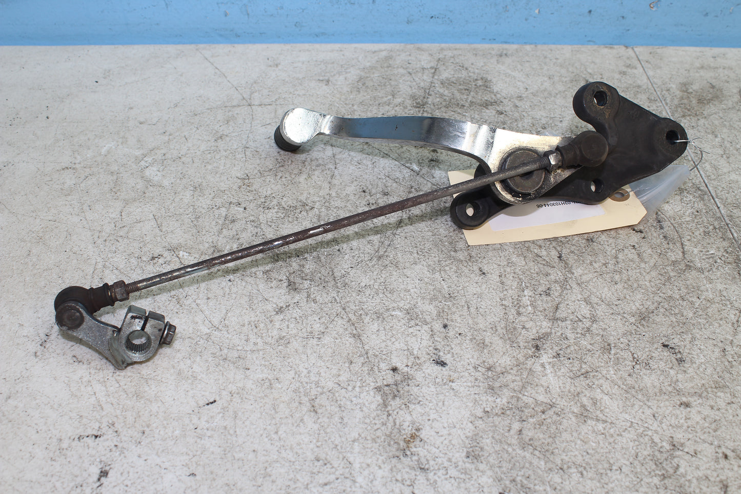 98-03 Honda Shadow VT 750 Deluxe ACE OEM Shifter Lever w. Linkage & Mount