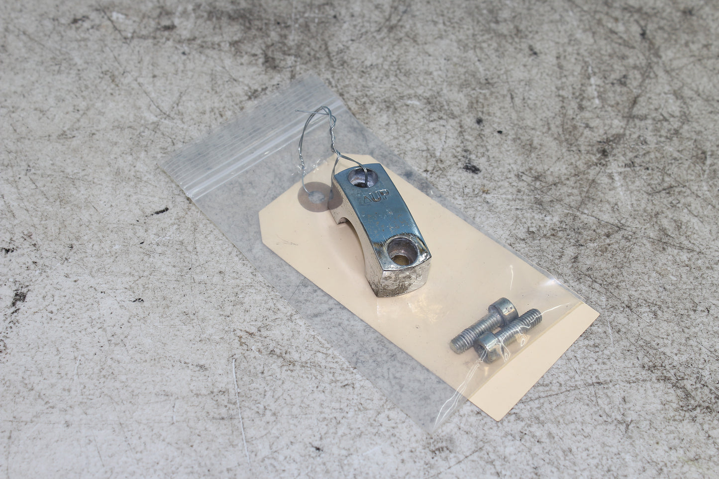 98-03 Honda Shadow VT 750 Deluxe ACE Clutch Lever Perch Bar Clamp 45517-MR1-671