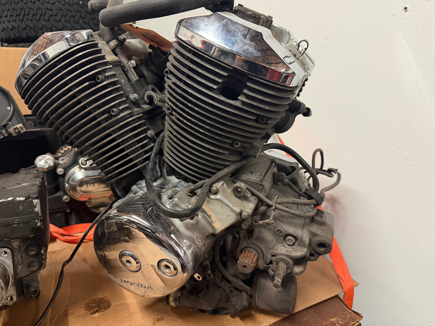 98-03 Honda Shadow VT 750 Deluxe ACE Engine Motor Transmission RUNS 44k Miles
