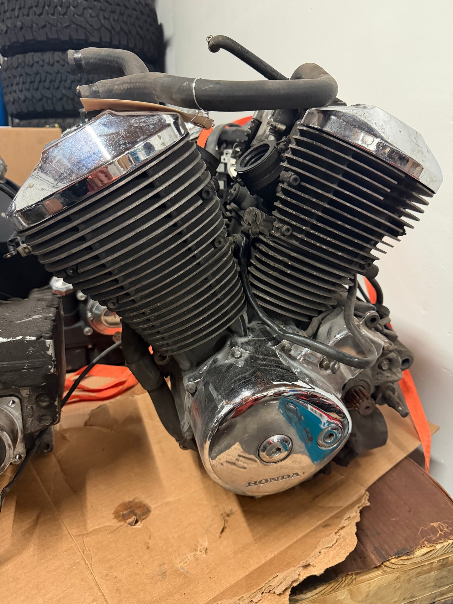 98-03 Honda Shadow VT 750 Deluxe ACE Engine Motor Transmission RUNS 44k Miles