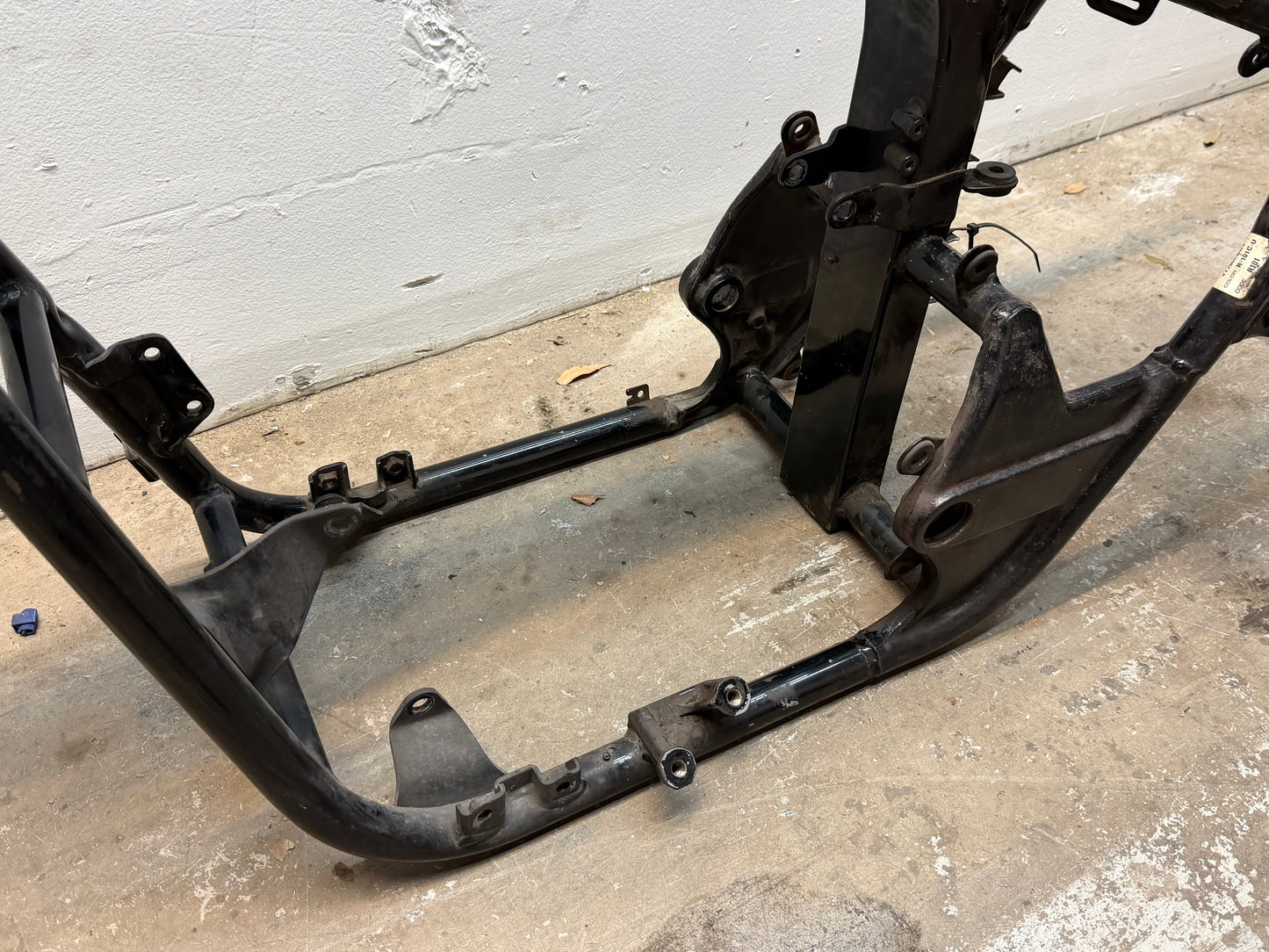 98-03 Honda Shadow VT 750 Deluxe ACE OEM Frame *SLVG* 50100-MBA-L60ZA