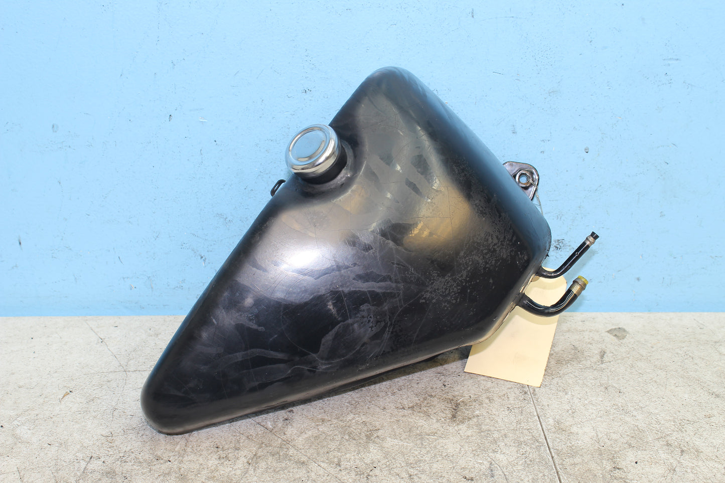 98-03 Harley Sportster Hugger 883 OEM Oil Tank 62475-97A
