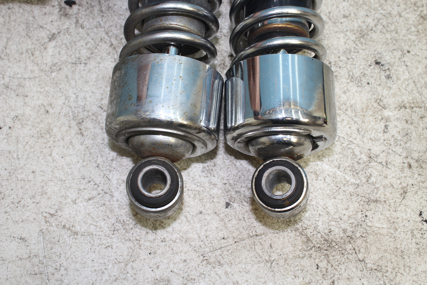 98-03 Harley Sportster Hugger 883 OEM Rear Shock Left Right 54568-92
