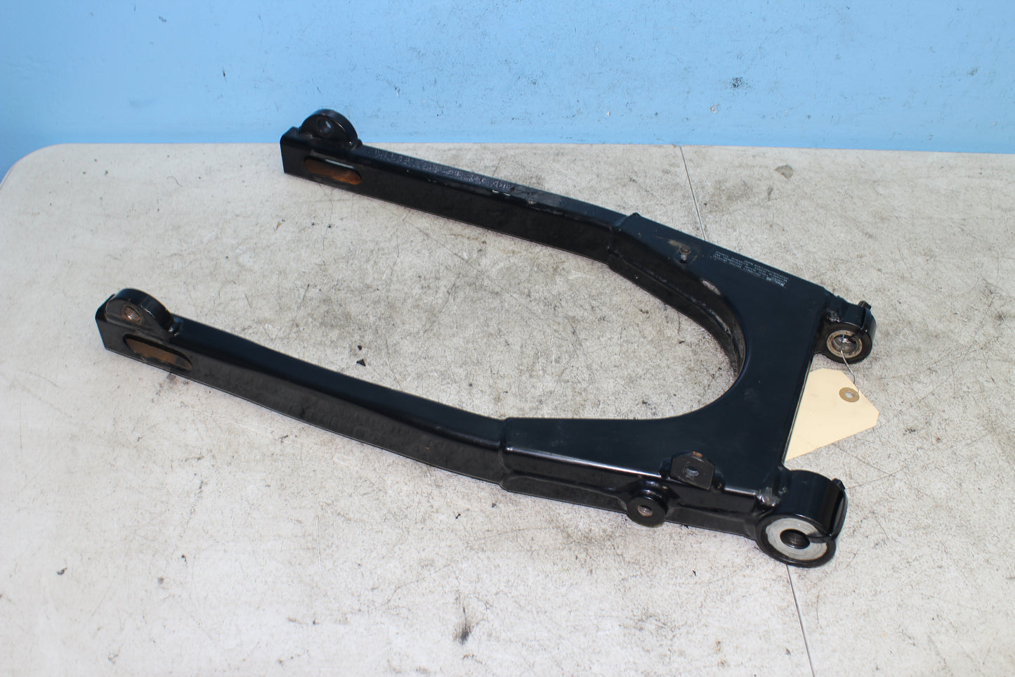 98-03 Harley Sportster Hugger 883 OEM Swing Arm 47547-87B