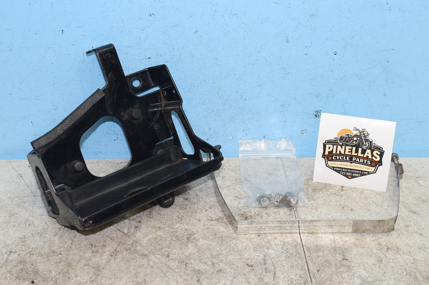 98-03 Harley Sportster Hugger 883 OEM Battery Box Tray 66194-98