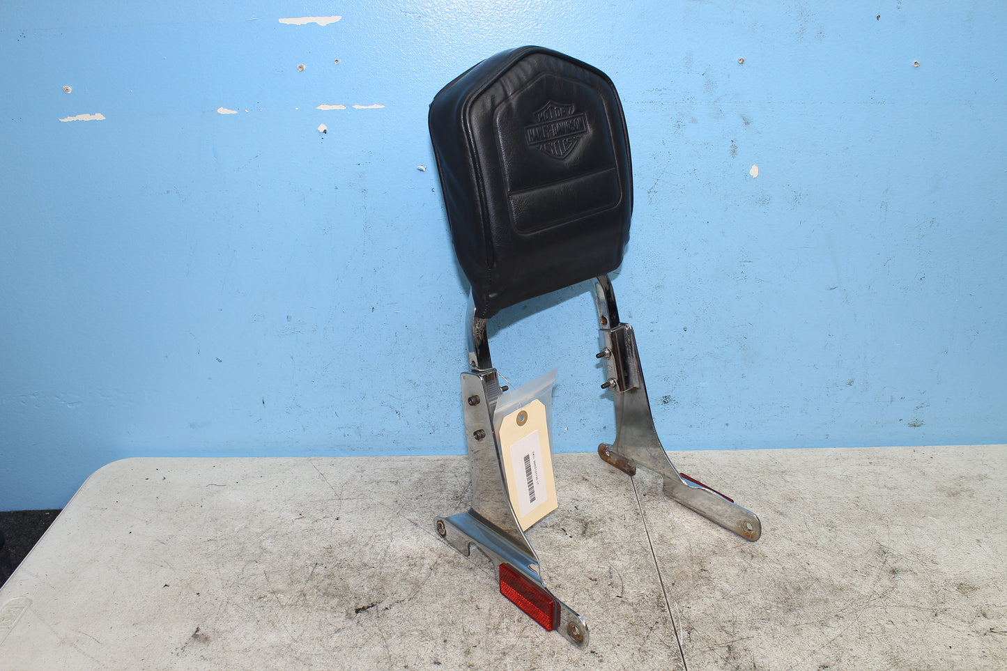 98-03 Harley Sportster Hugger 883 OEM Sissy Bar Passenger Back Rest *SMALL PEEL*