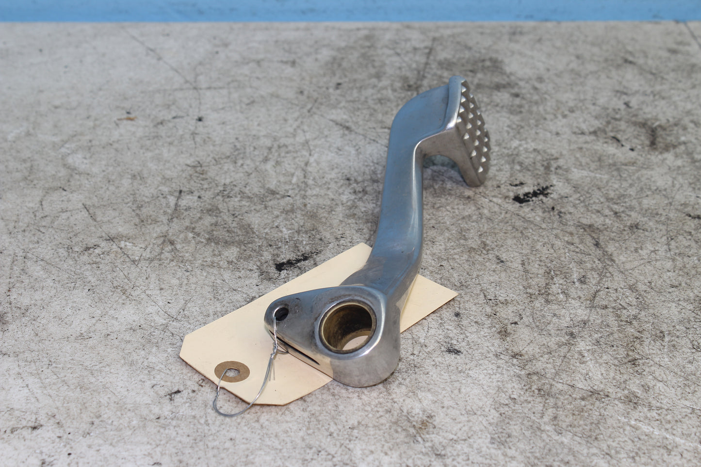 98-03 Harley Sportster Hugger 883 OEM Rear Brake Pedal 42447-96