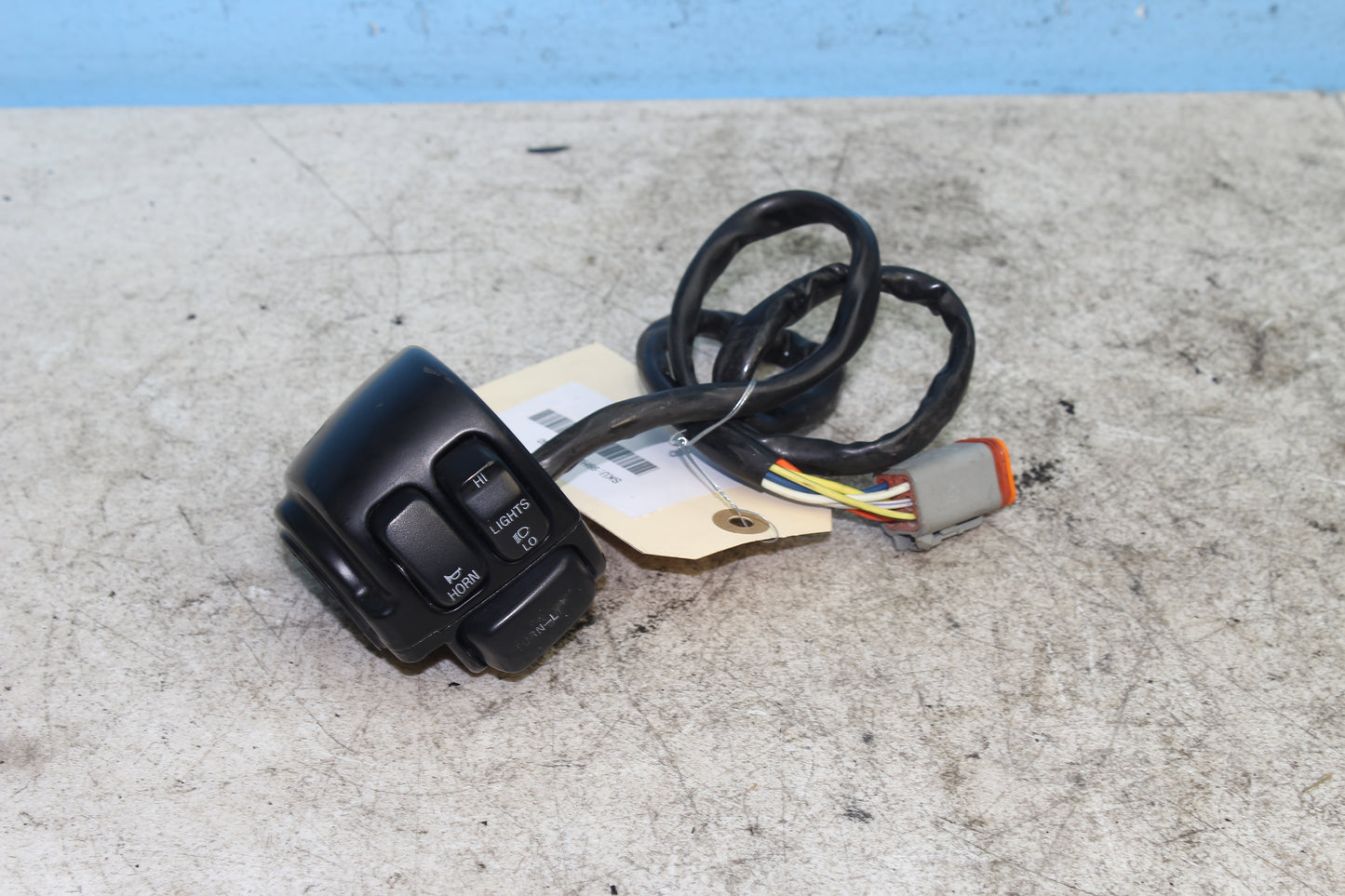 98-03 Harley Sportster Hugger 883 Left Hand Blinker Headlight Switch Control