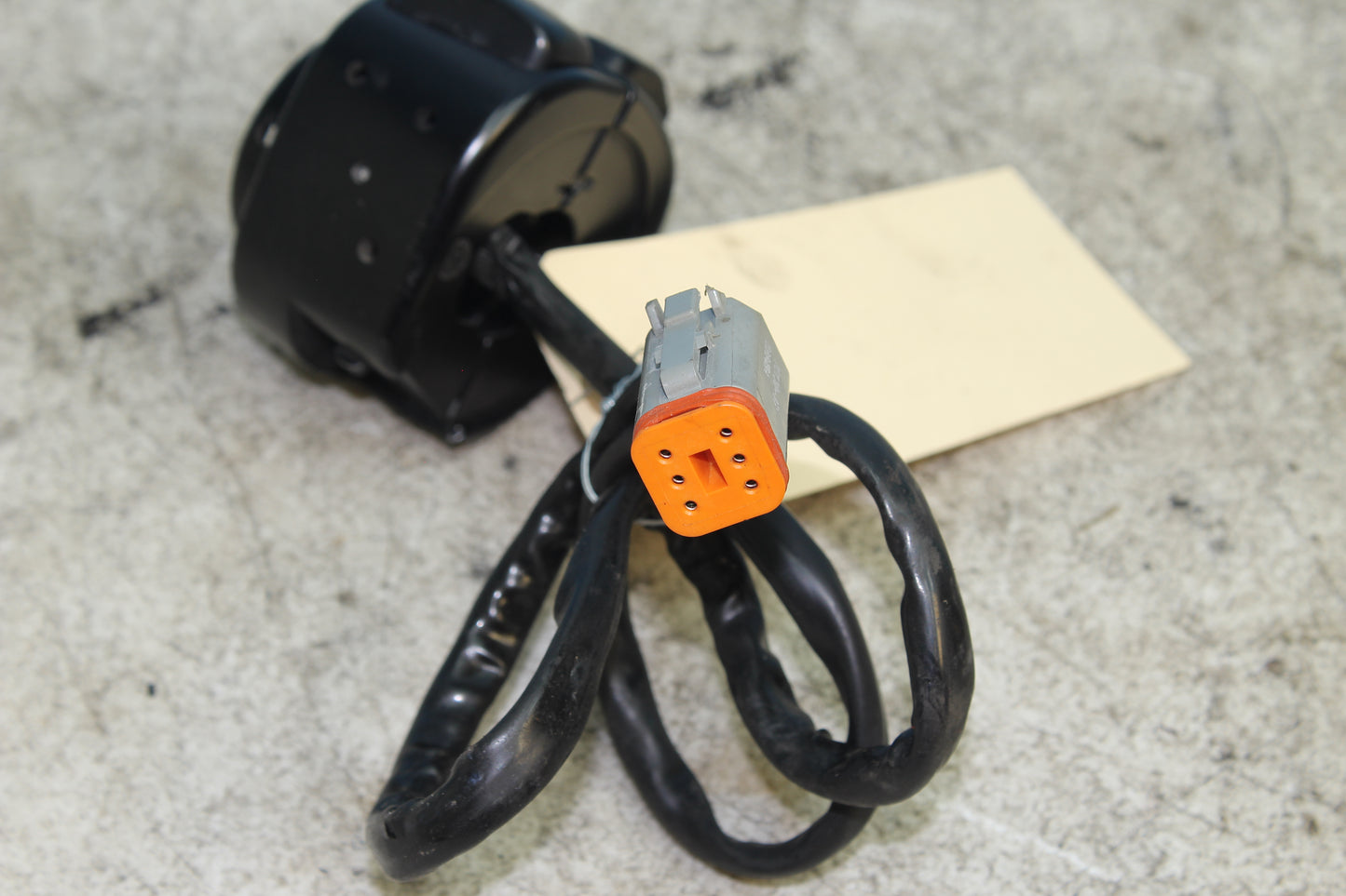 98-03 Harley Sportster Hugger 883 Left Hand Blinker Headlight Switch Control