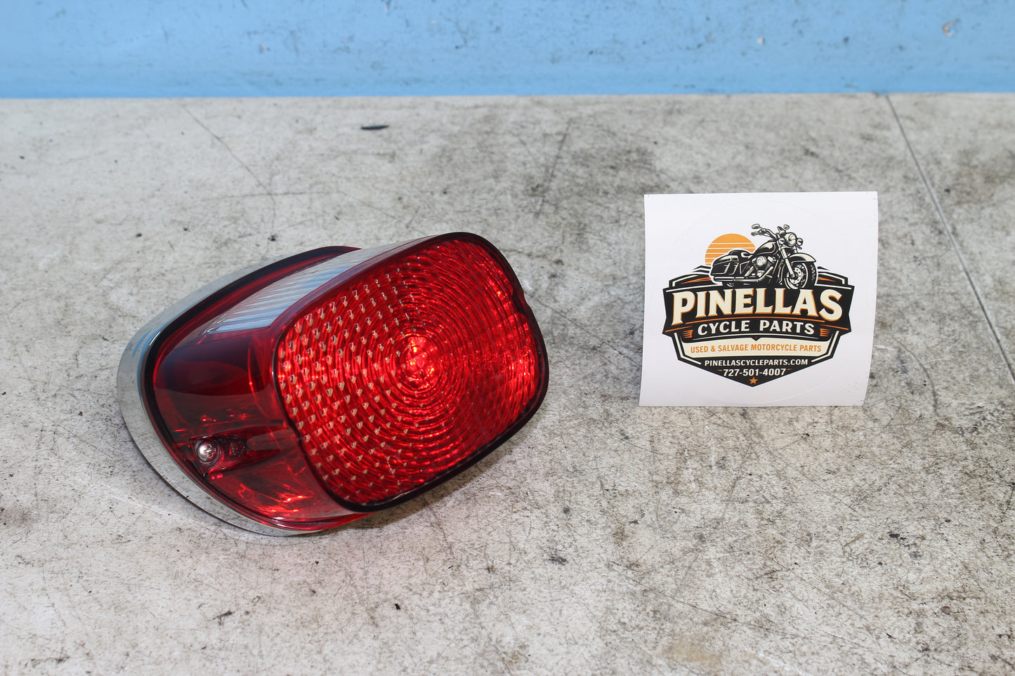 98-03 Harley Sportster Hugger 883 OEM Rear Brake Tail Light 68140-04
