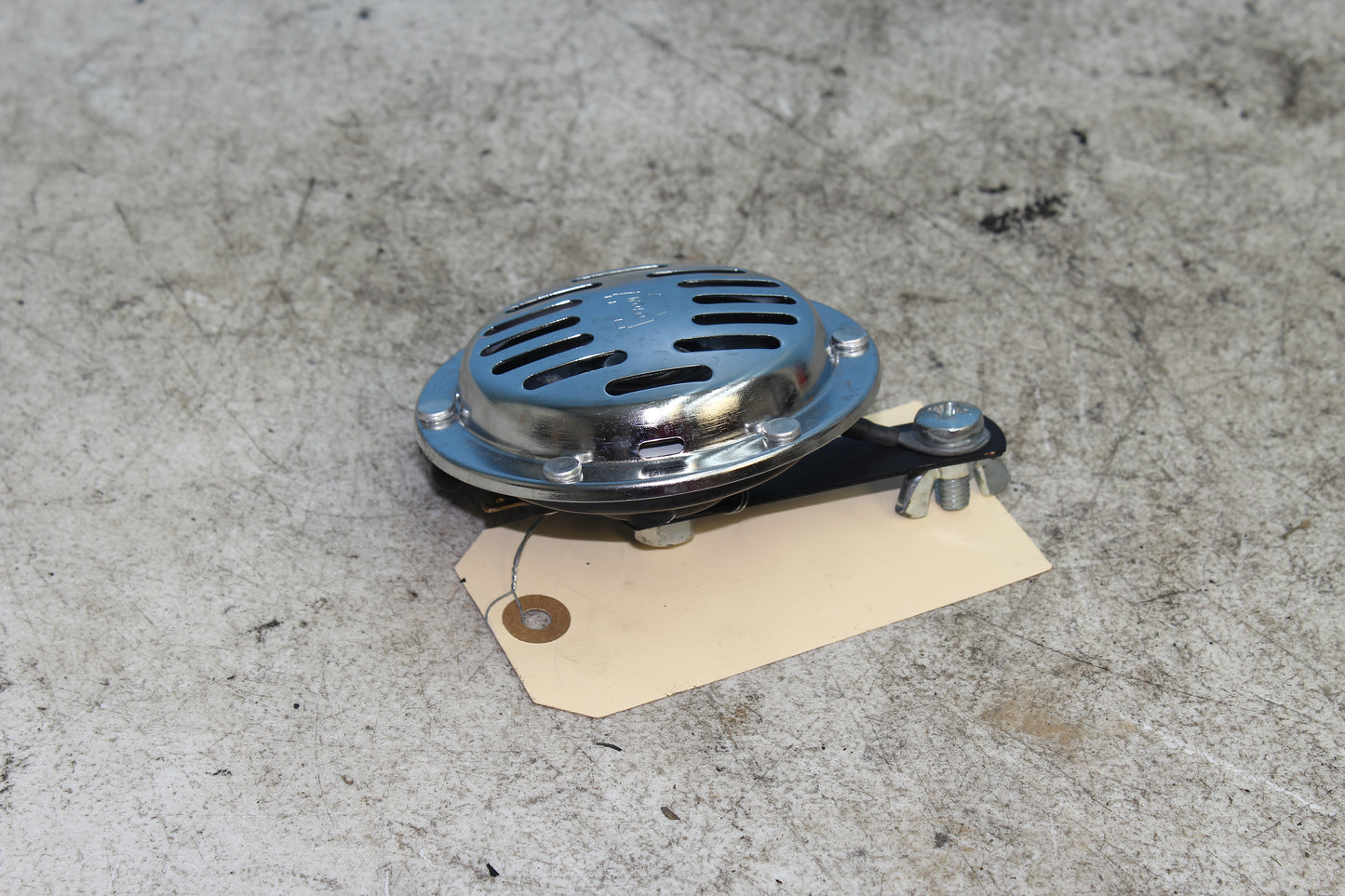 98-03 Harley Sportster Hugger 883 OEM Horn 69000014