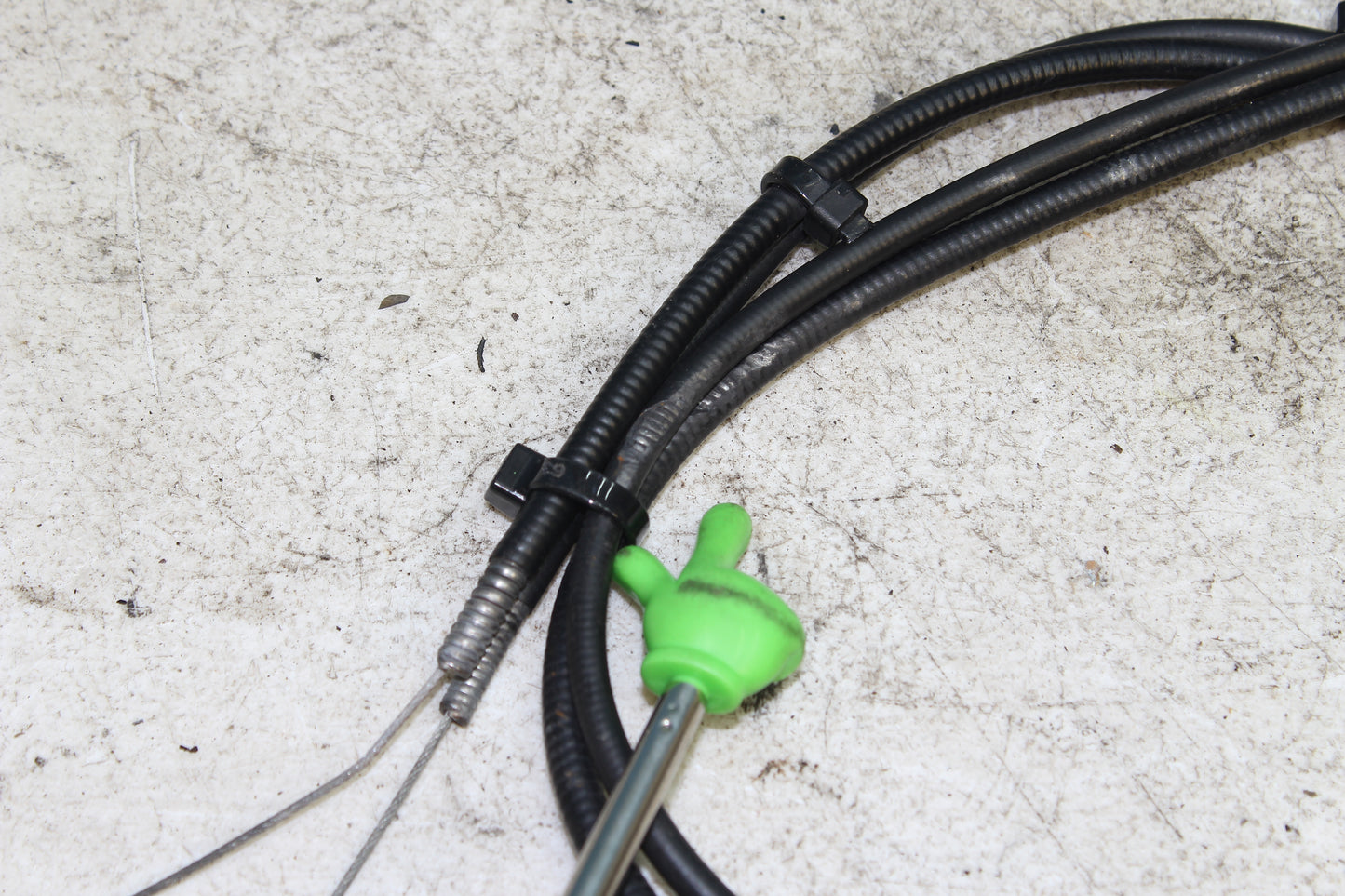 98-03 Harley Sportster Hugger 883 OEM Right Hand Start Kill Switch Control Cable