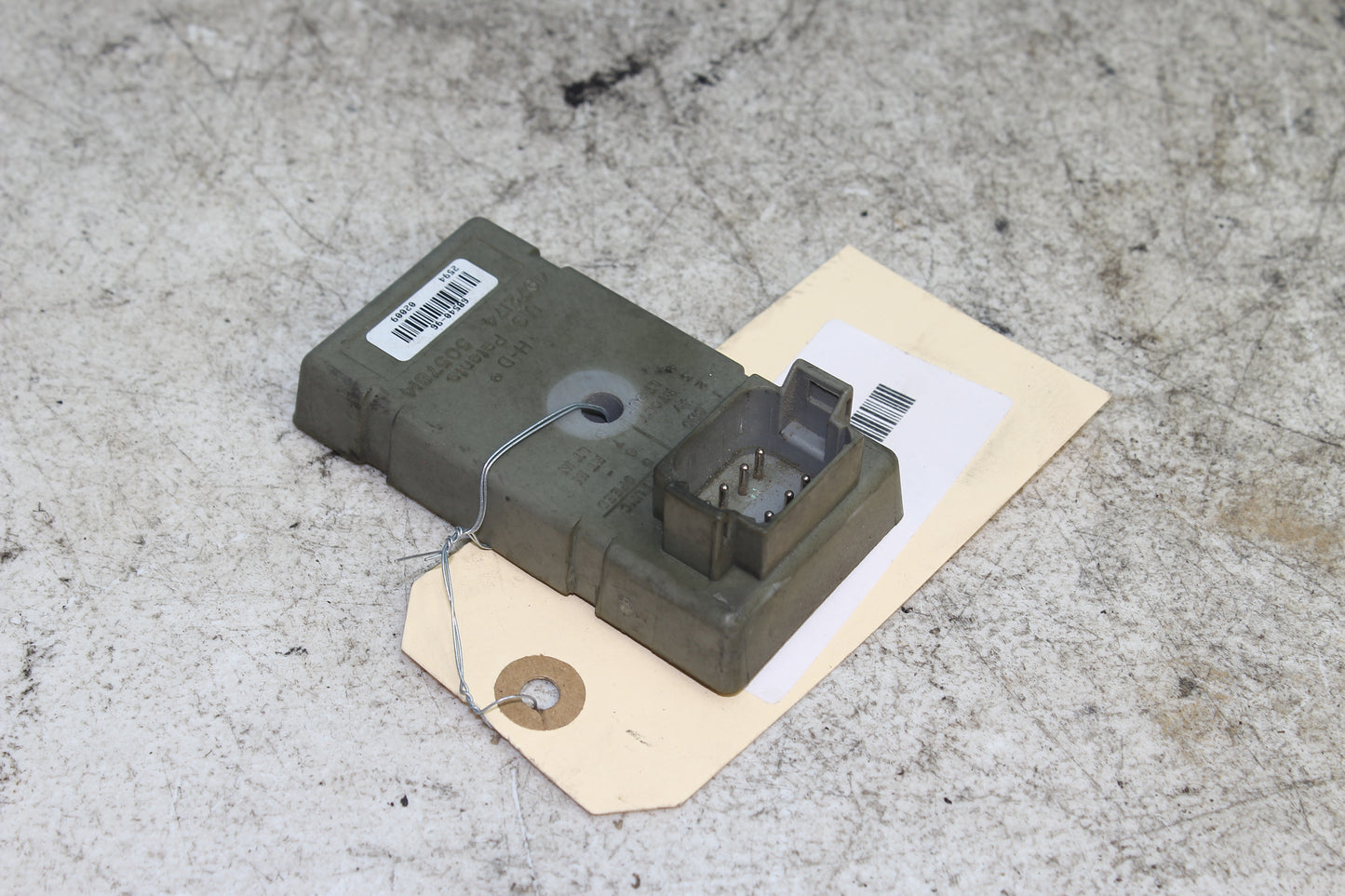 98-03 Harley Sportster Hugger 883 OEM Turn Signal Module TSM 68540-96