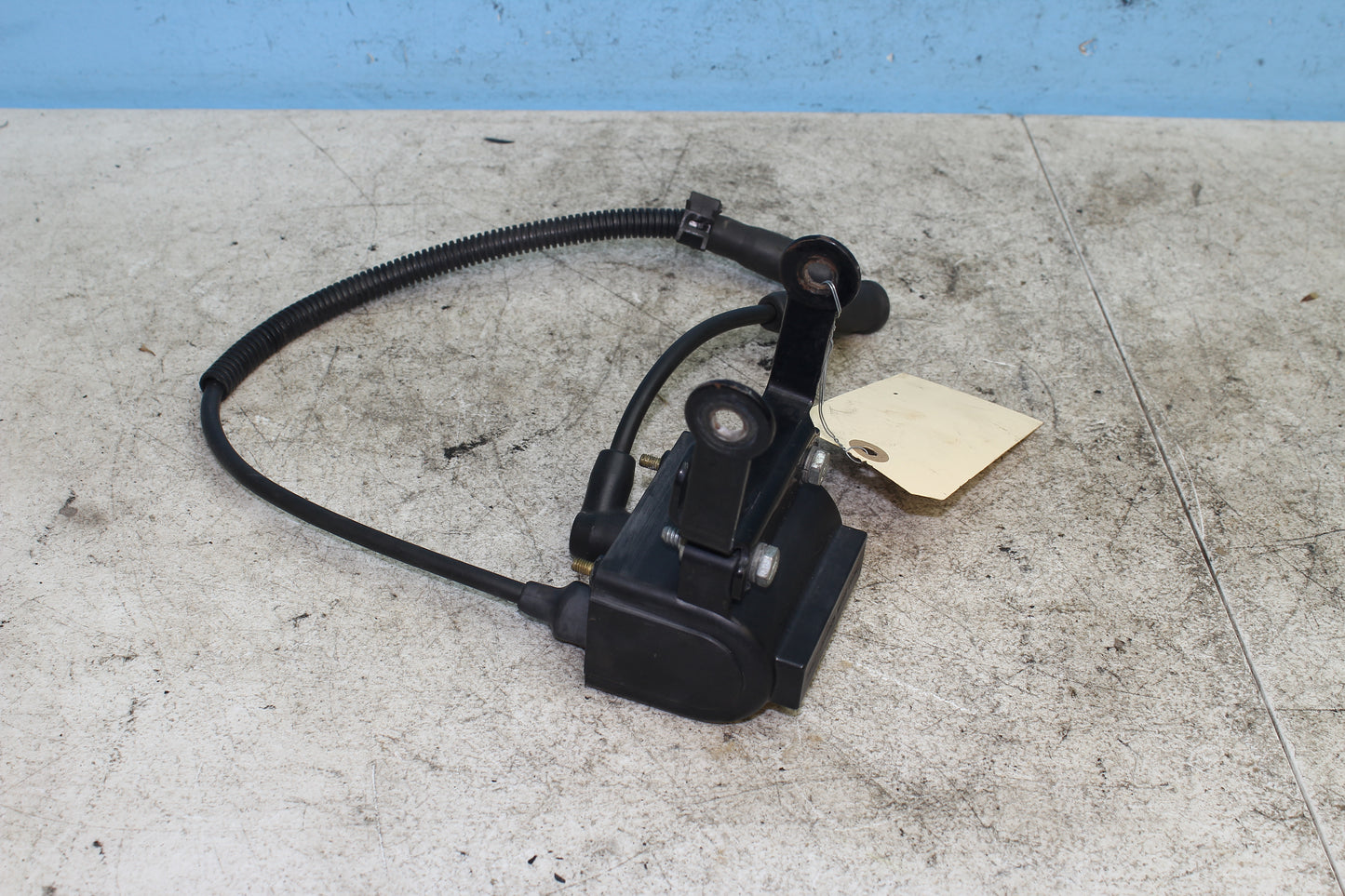 98-03 Harley Sportster Hugger 883 OEM Ignition Coil Pack w/ Wires