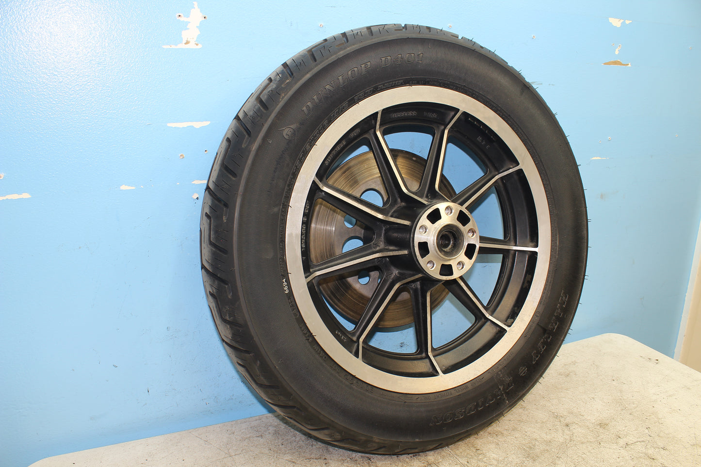98-03 Harley Sportster Hugger 883 OEM Rear Wheel Rim Tire 40992-96