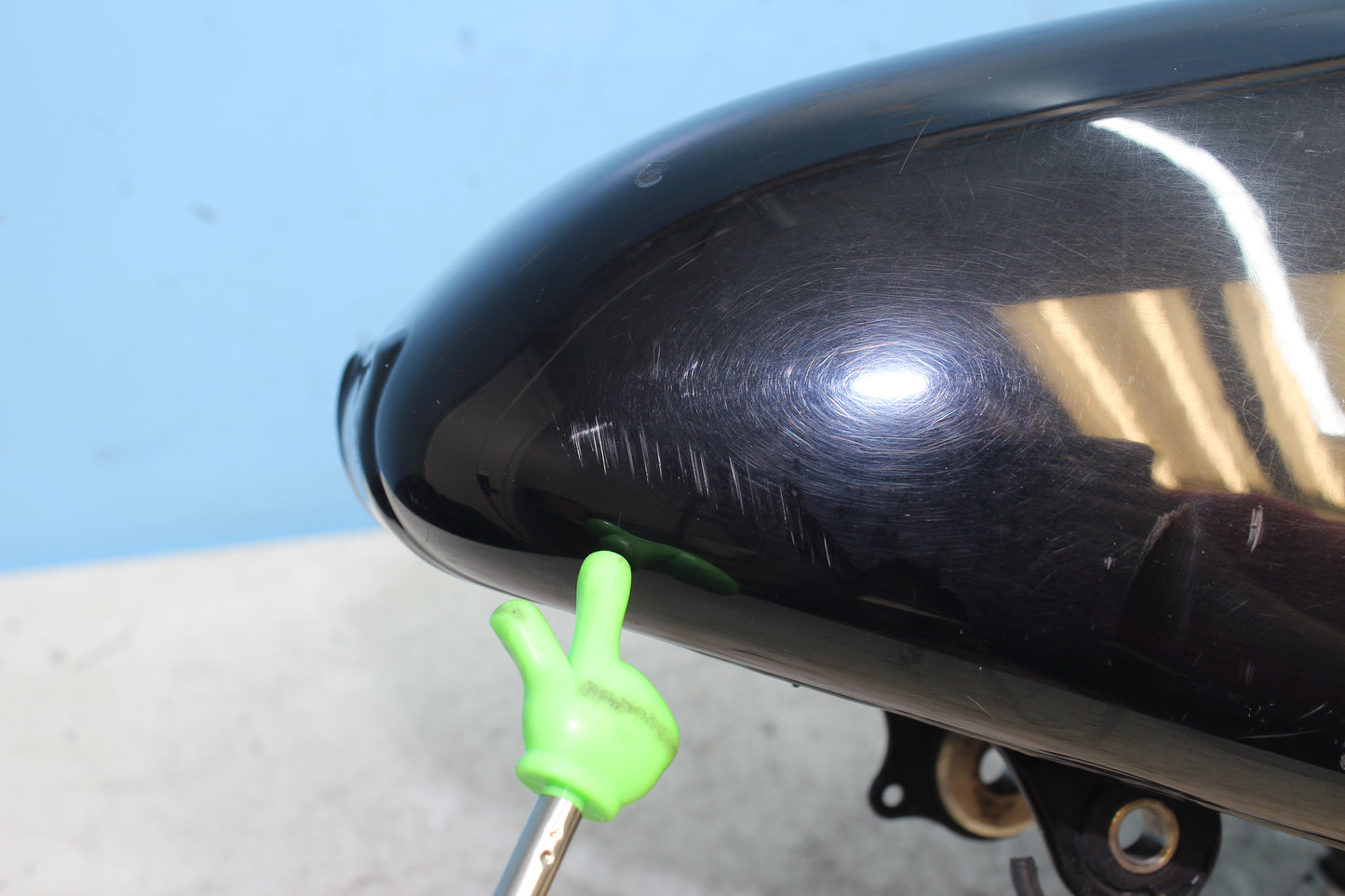 98-03 Harley Sportster Hugger 883 OEM Gas Fuel Tank 61348-03
