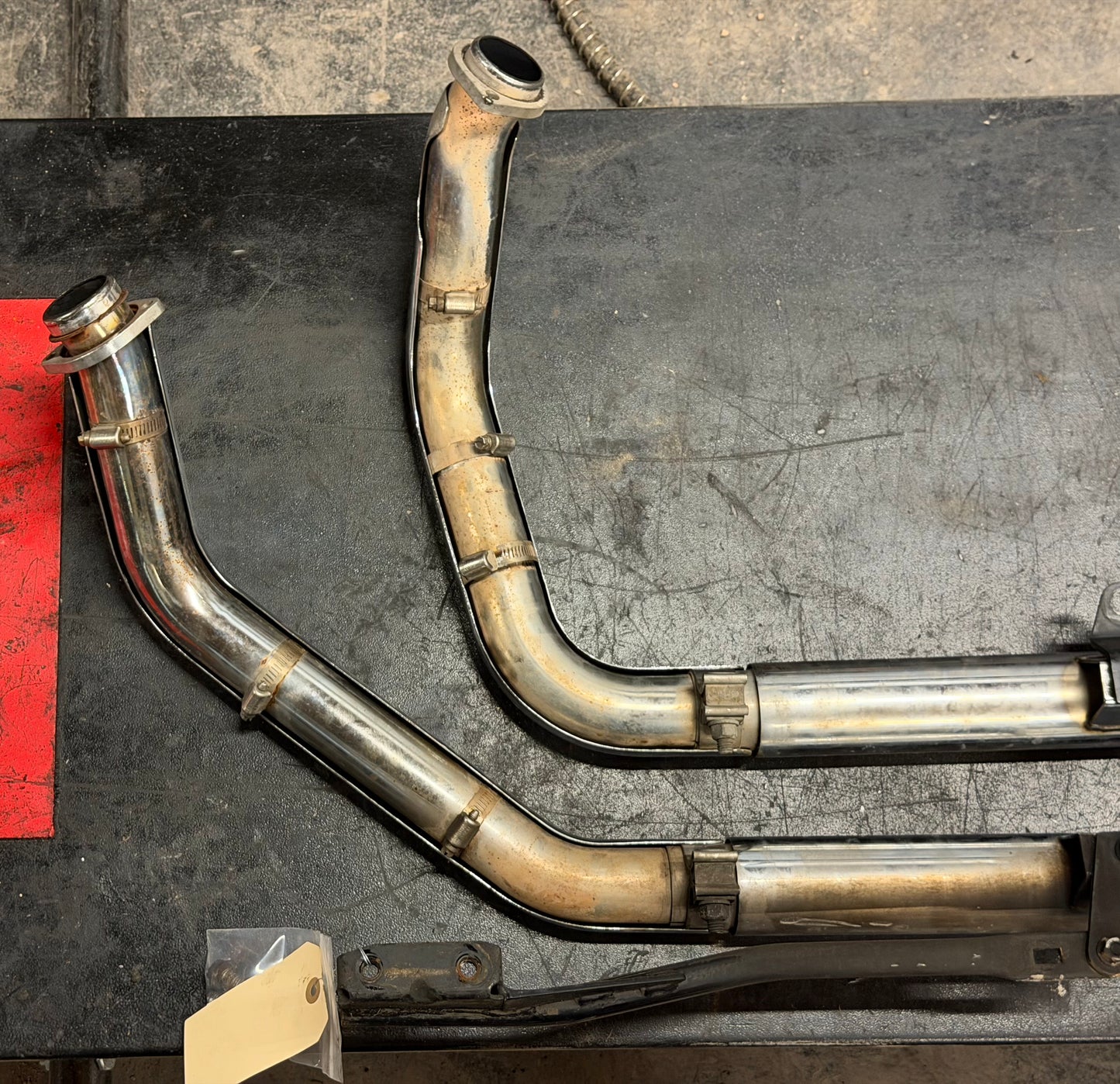 98-03 Harley Sportster Hugger 883  Vance & Hines Exhuast *DMG*