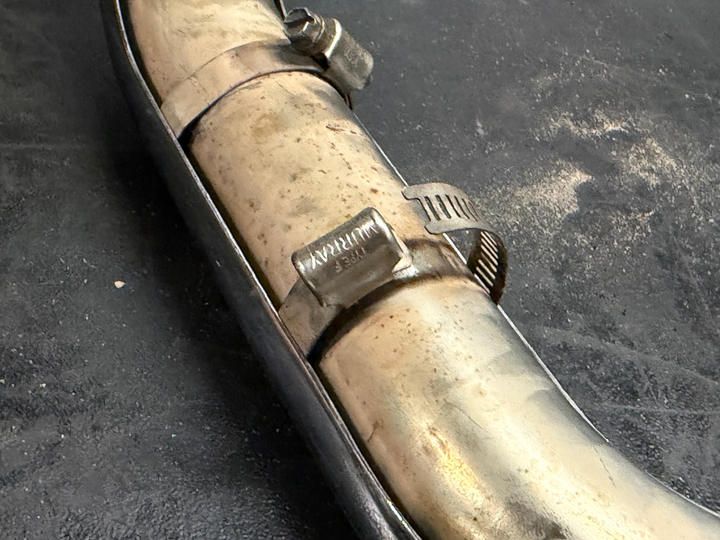 98-03 Harley Sportster Hugger 883  Vance & Hines Exhuast *DMG*