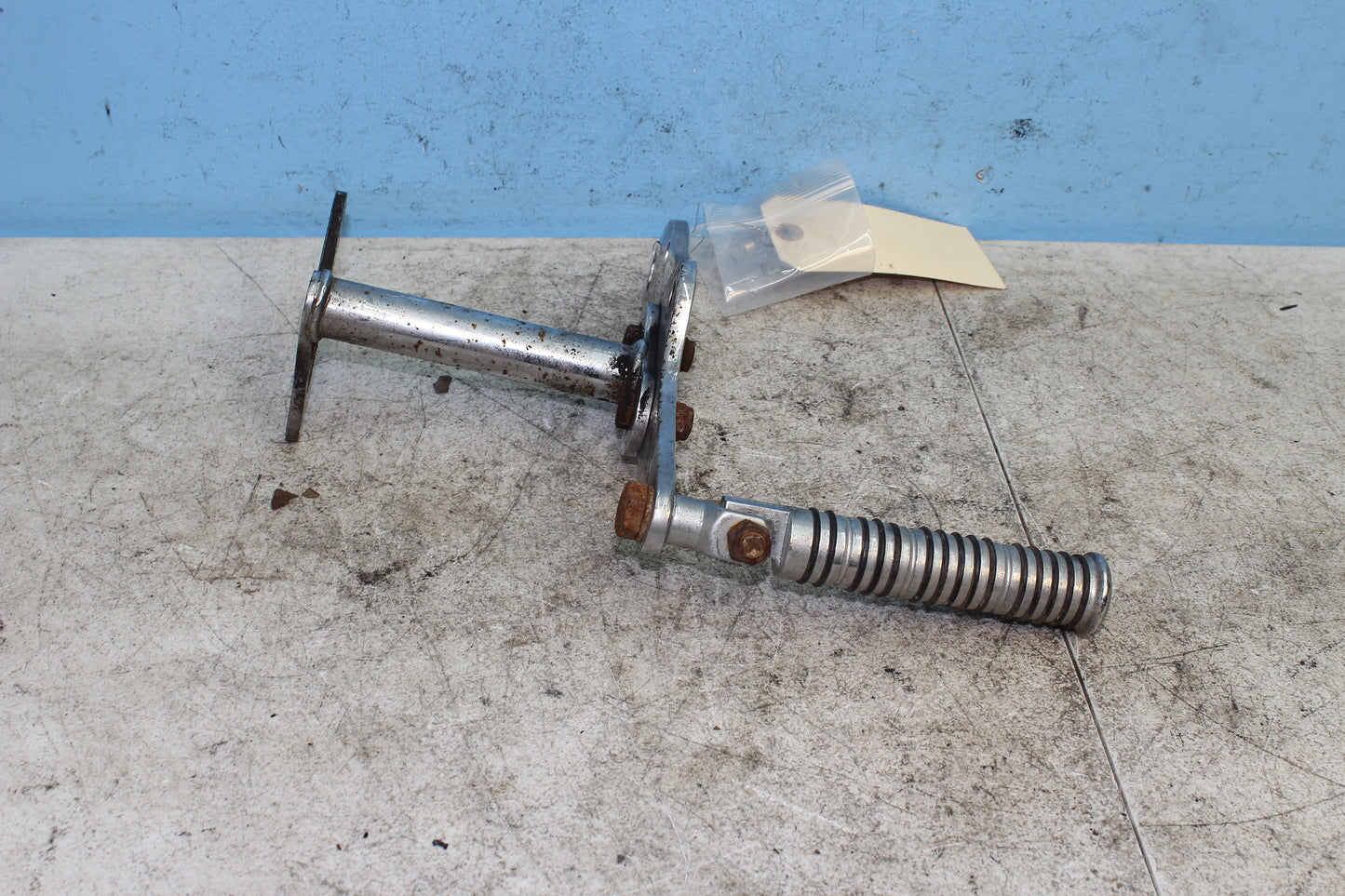 82-85 Harley Sportster XLX1000 Right Foot Mount Bracket Peg Forward Control