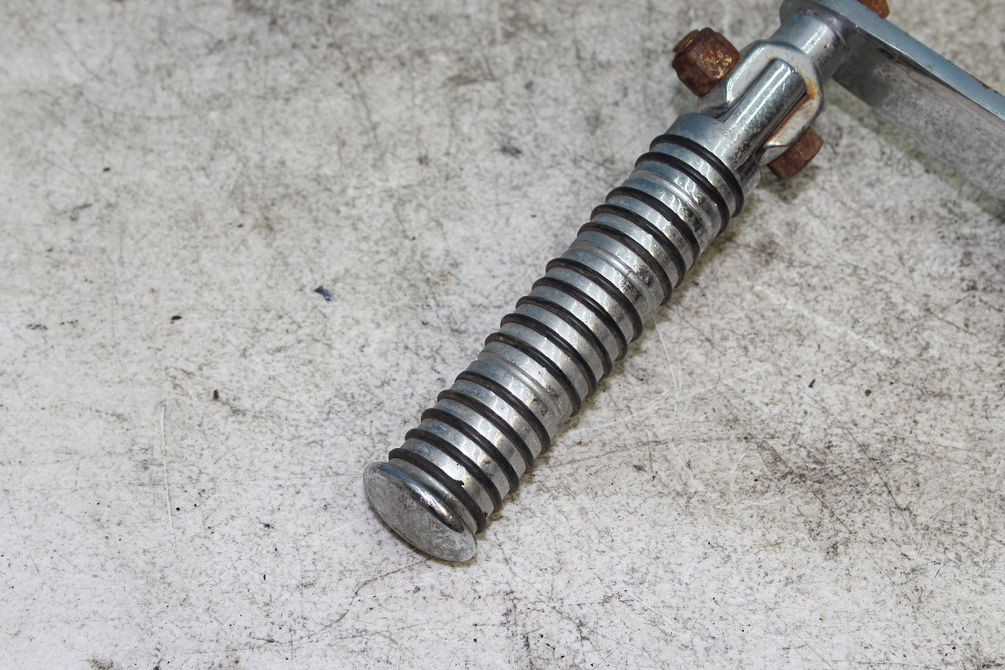82-85 Harley Sportster XLX1000 Right Foot Mount Bracket Peg Forward Control