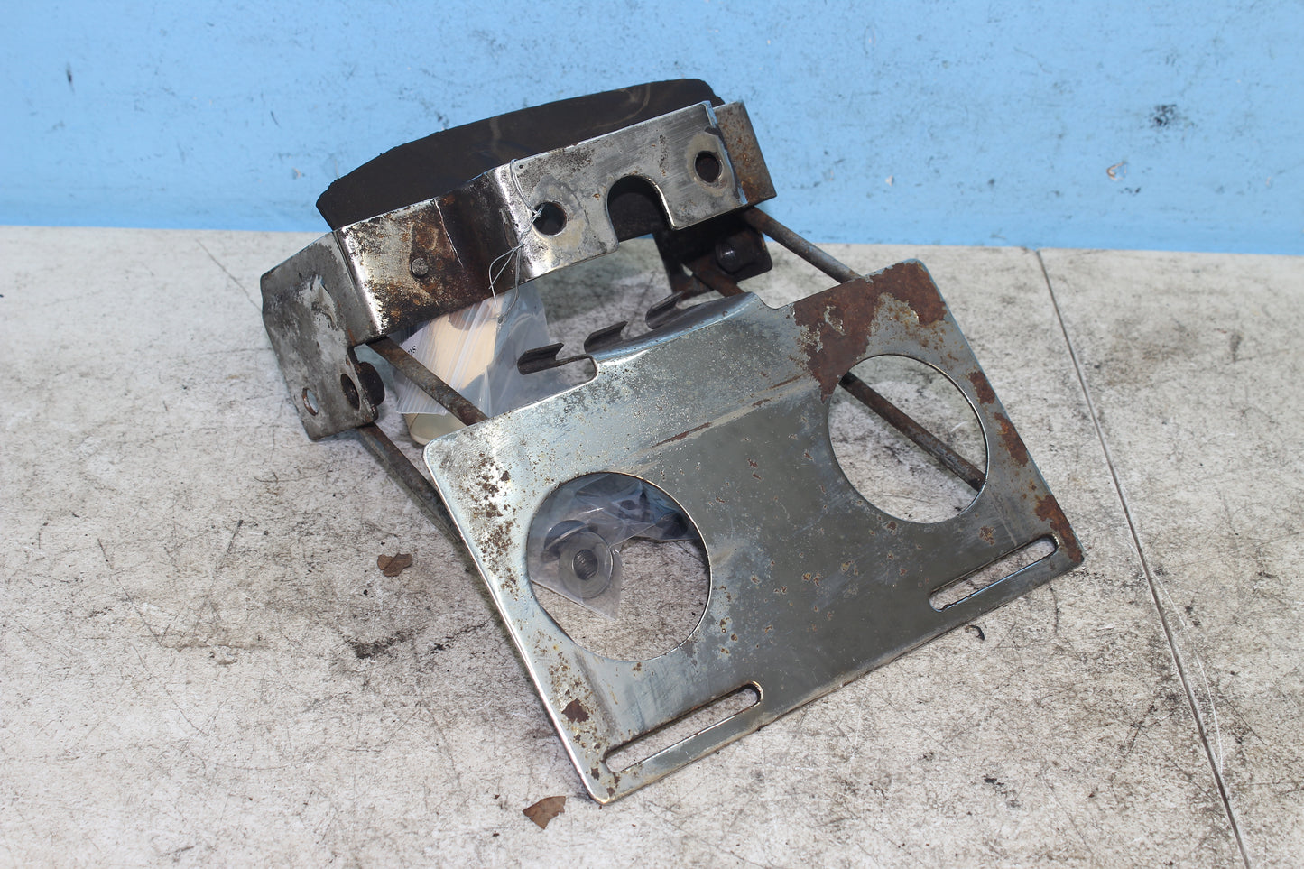 82-85 Harley Sportster XLX1000 Ironhead Rear License Plate Mount Bracket