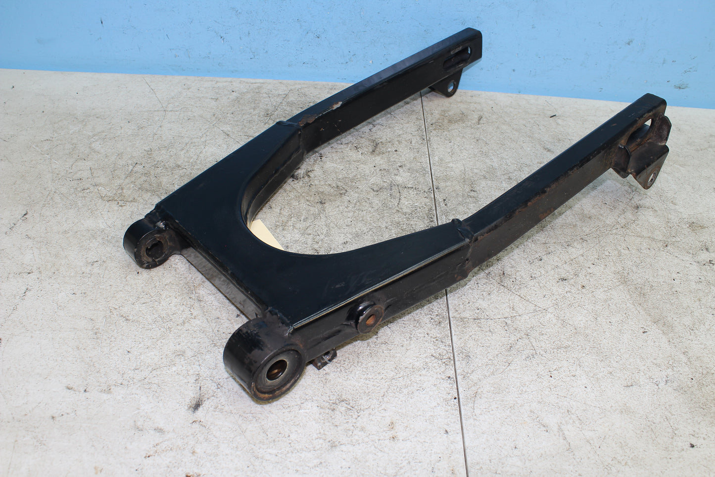 82-85 Harley Sportster XLX1000 Ironhead Swingarm 47532-83