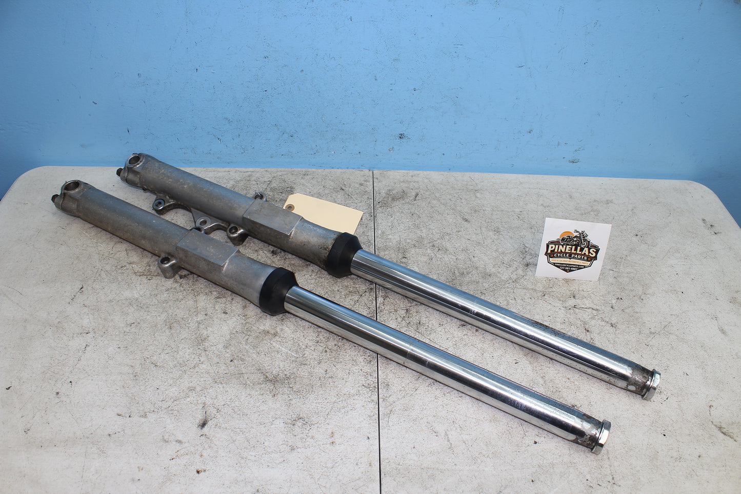 82-85 Harley Sportster XLX1000 Ironhead Forks Left Right 45900-84A 45901-84A