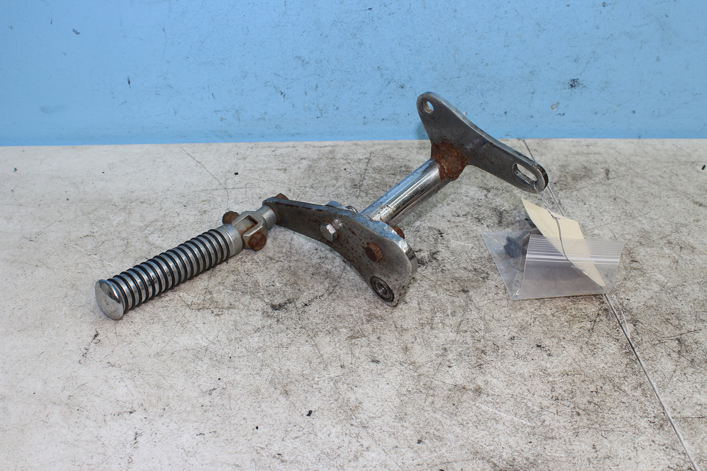 82-85 Harley Sportster XLX1000 Left Foot Mount Bracket Peg Forward Control