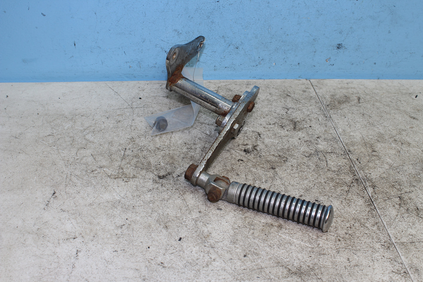 82-85 Harley Sportster XLX1000 Left Foot Mount Bracket Peg Forward Control