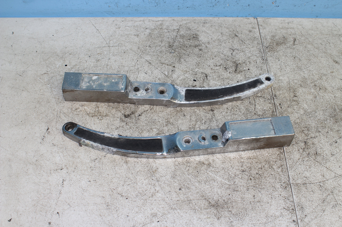 82-85 Harley Sportster XLX1000 Strut Covers Rear Fender Mount Left Right