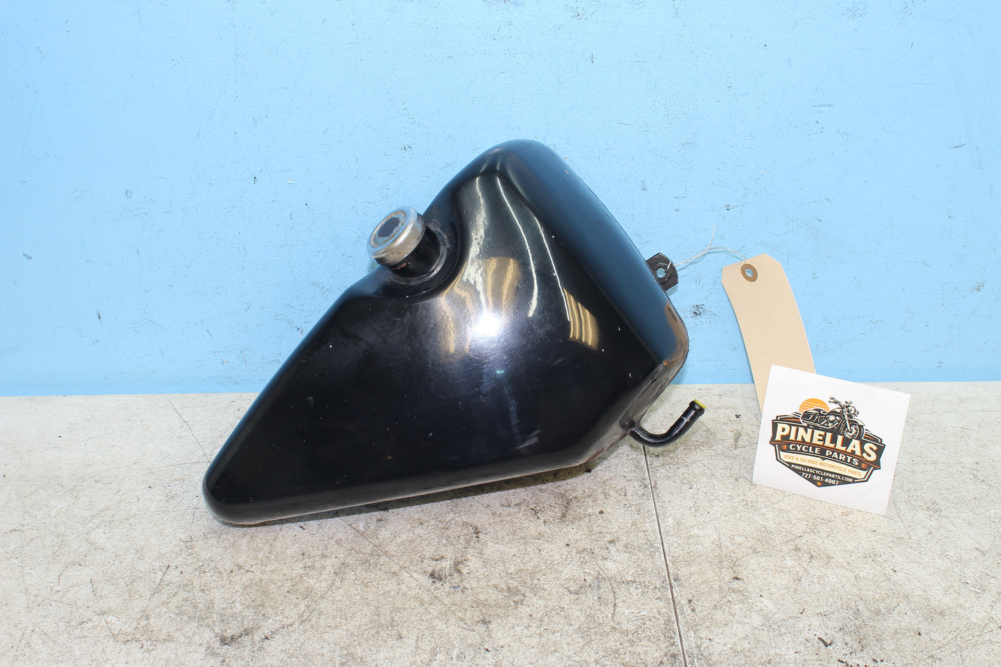 82-85 Harley Sportster XLX1000 Ironhead Oil Tank 62475-83