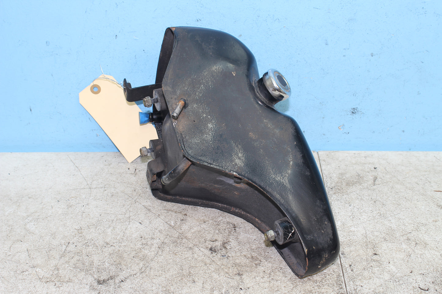 82-85 Harley Sportster XLX1000 Ironhead Oil Tank 62475-83