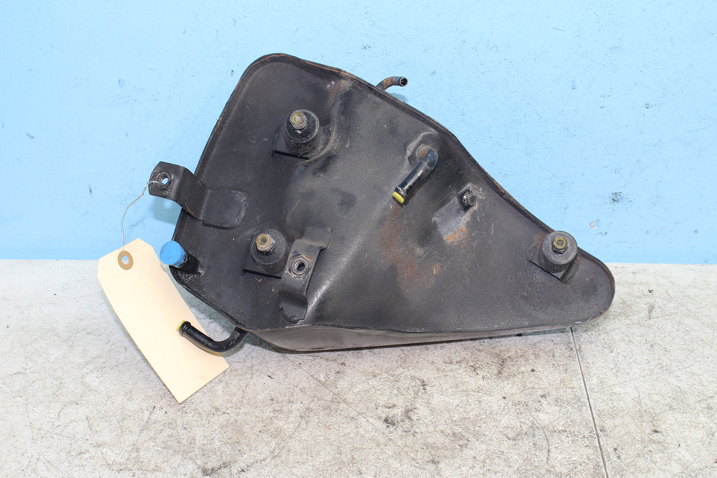 82-85 Harley Sportster XLX1000 Ironhead Oil Tank 62475-83