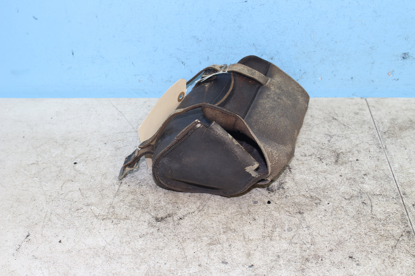 82-85 Harley Sportster XLX1000 Ironhead Front Fork Leather Storage Bag