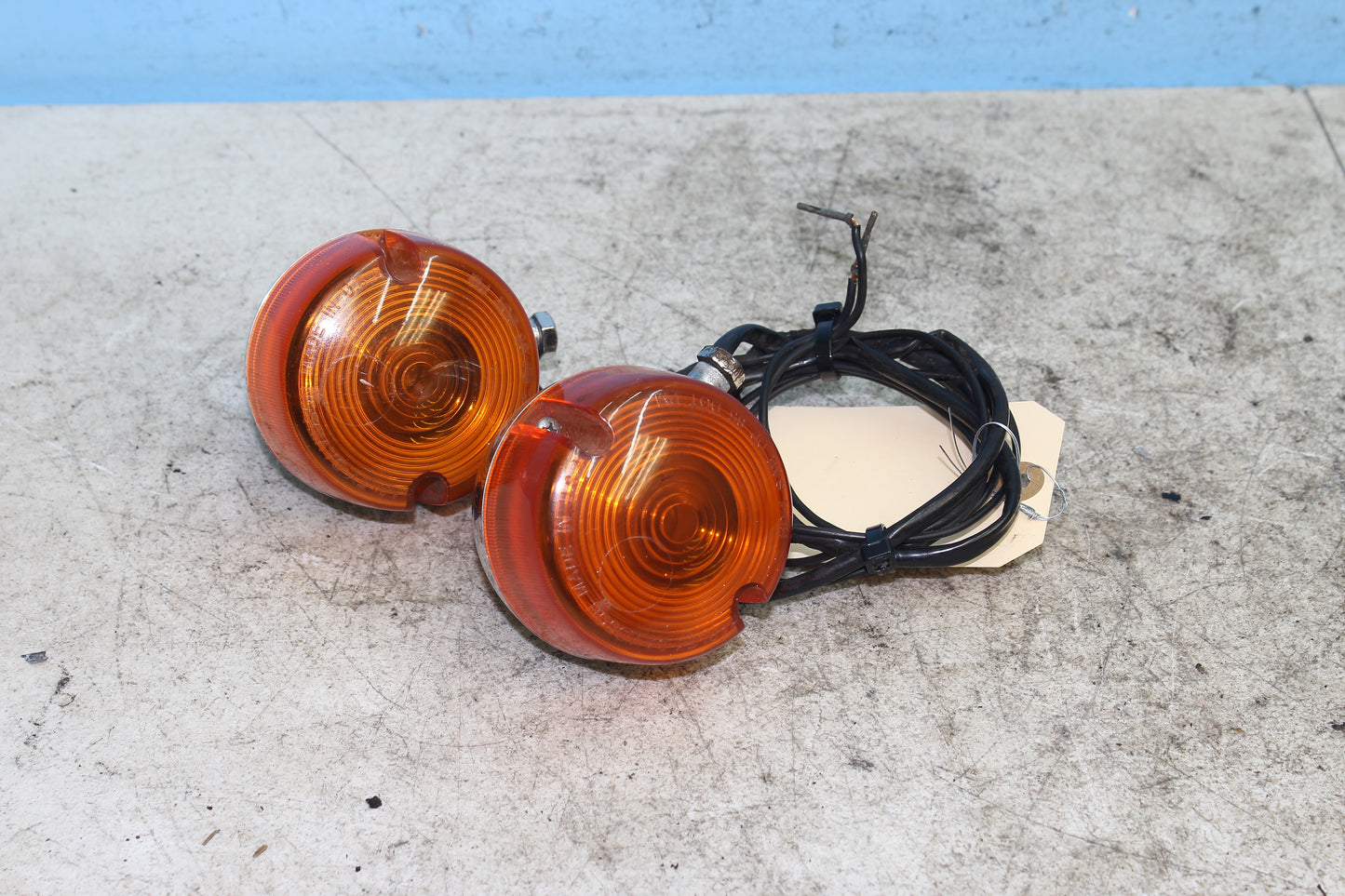82-85 Harley Sportster XLX1000 Ironhead Rear Turn Signals Left Right