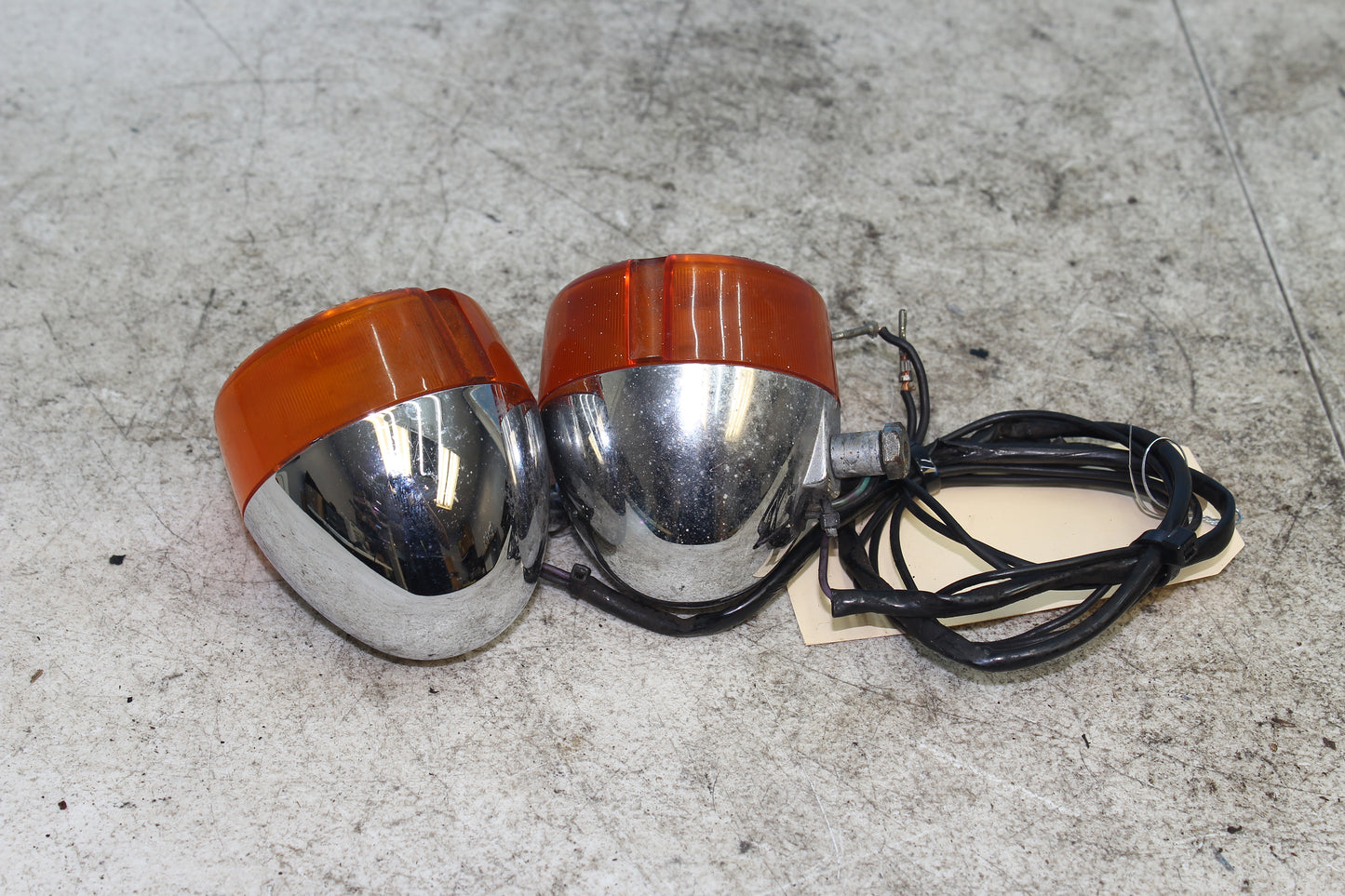 82-85 Harley Sportster XLX1000 Ironhead Rear Turn Signals Left Right