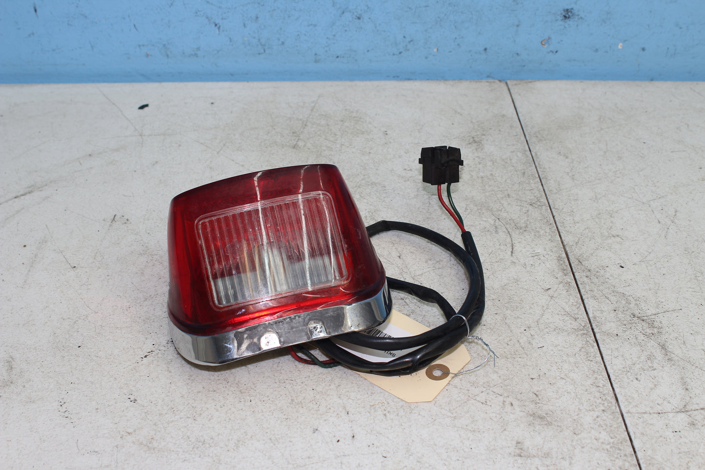 82-85 Harley Sportster XLX1000 Ironhead Rear Tail Brake Light 68008-73B