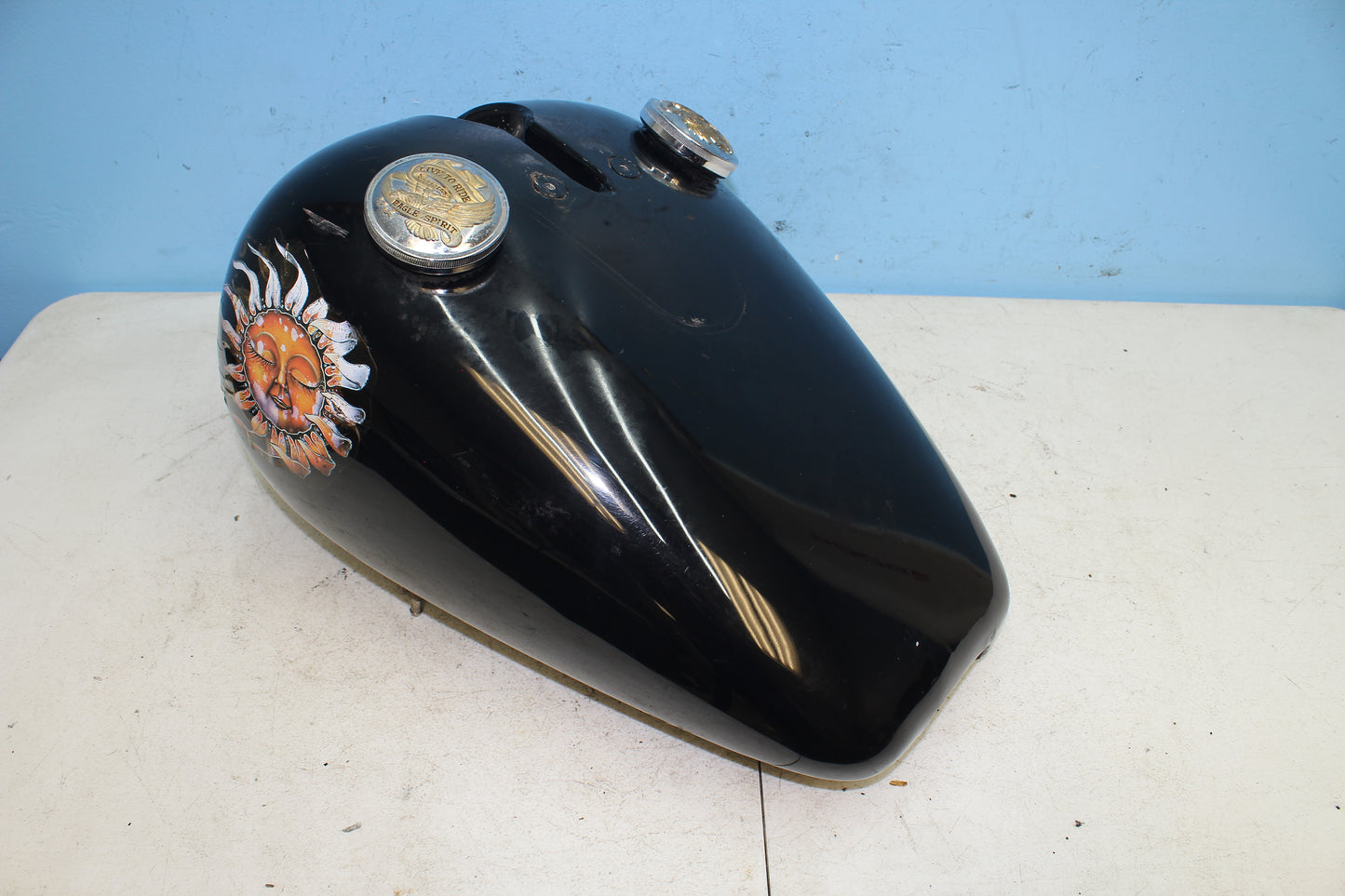 82-85 Harley Sportster XLX1000 Ironhead Gas Fuel Tank