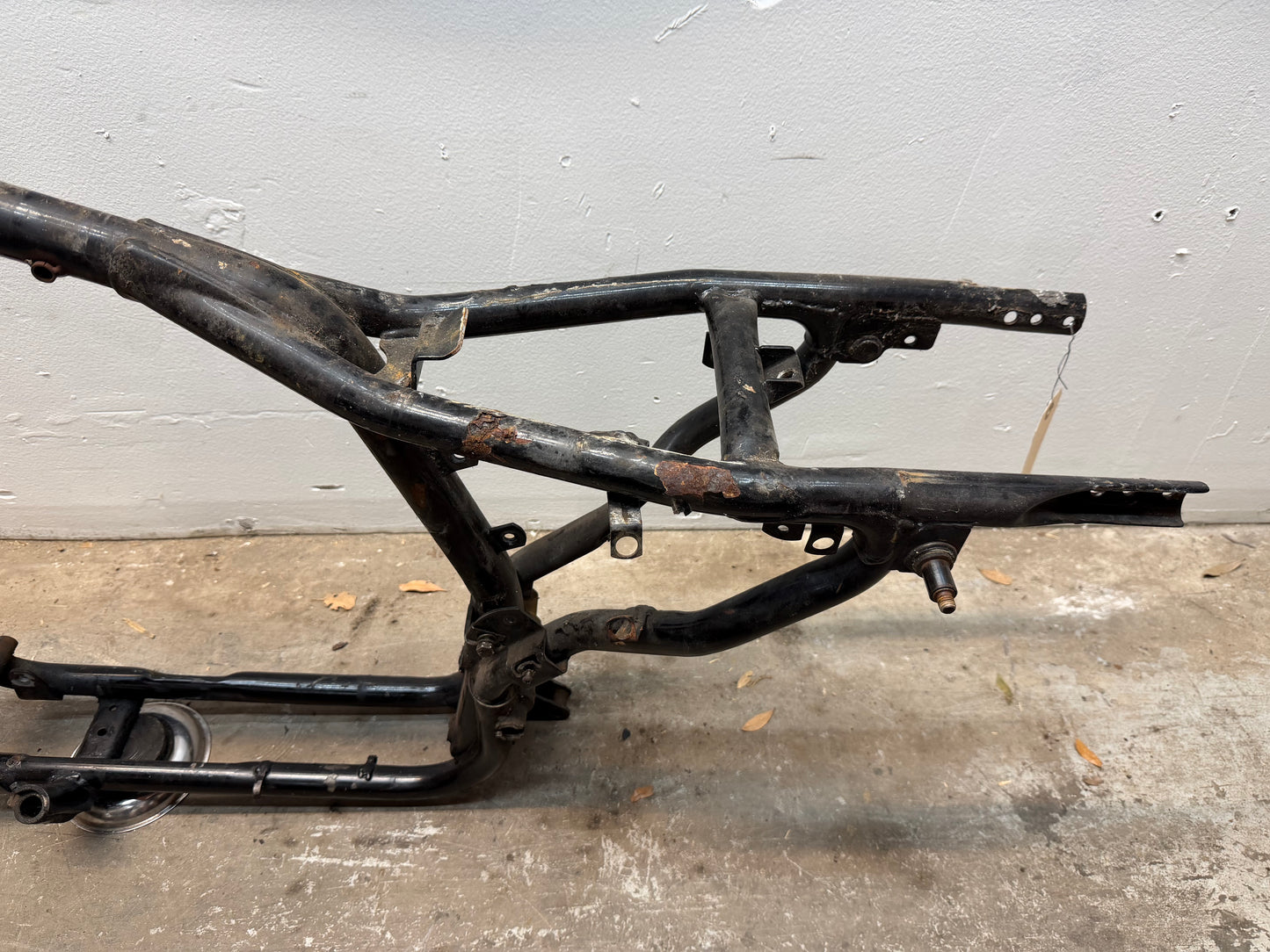 82-85 Harley Sportster XLX1000 Ironhead Frame *CLN* 47150-84