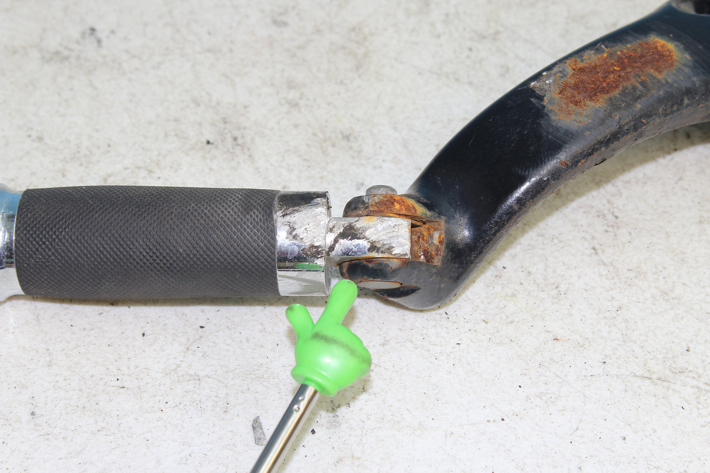 14-22 Harley Sportster Iron XL 883 OEM Left Driver Foot Peg w/ Mount *DMG*